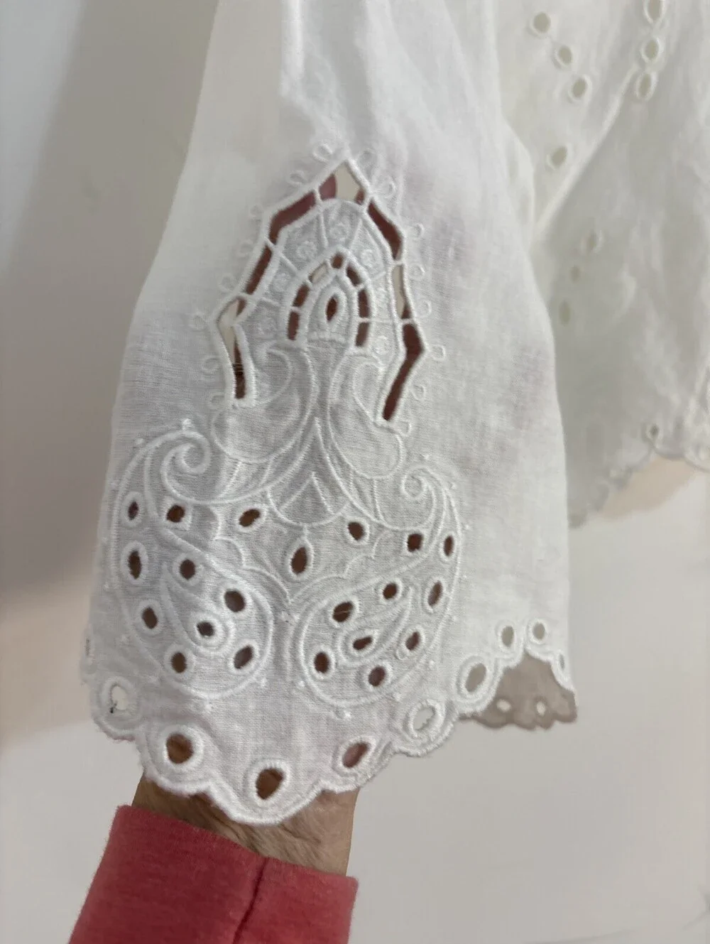H&M Linen Blend Eyelet Crochet Blouse White Long Sleeve Crop Top Small NWOT